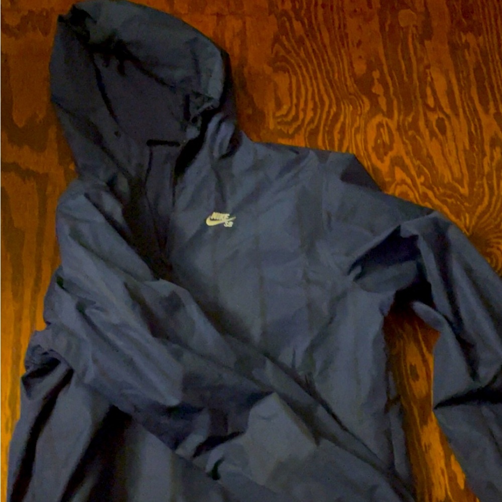 Nike windbreaker